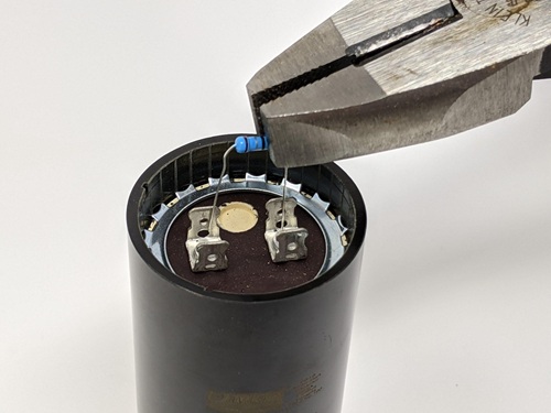 How to Safely Test and Discharge High Voltage Capacit